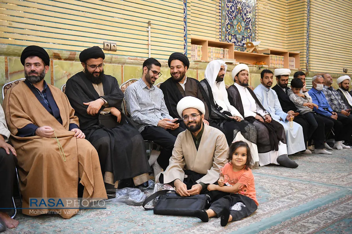 چهارمین دیدار طلاب و فضلای خوزستانی مقیم قم با نماینده ولی فقیه در استان
