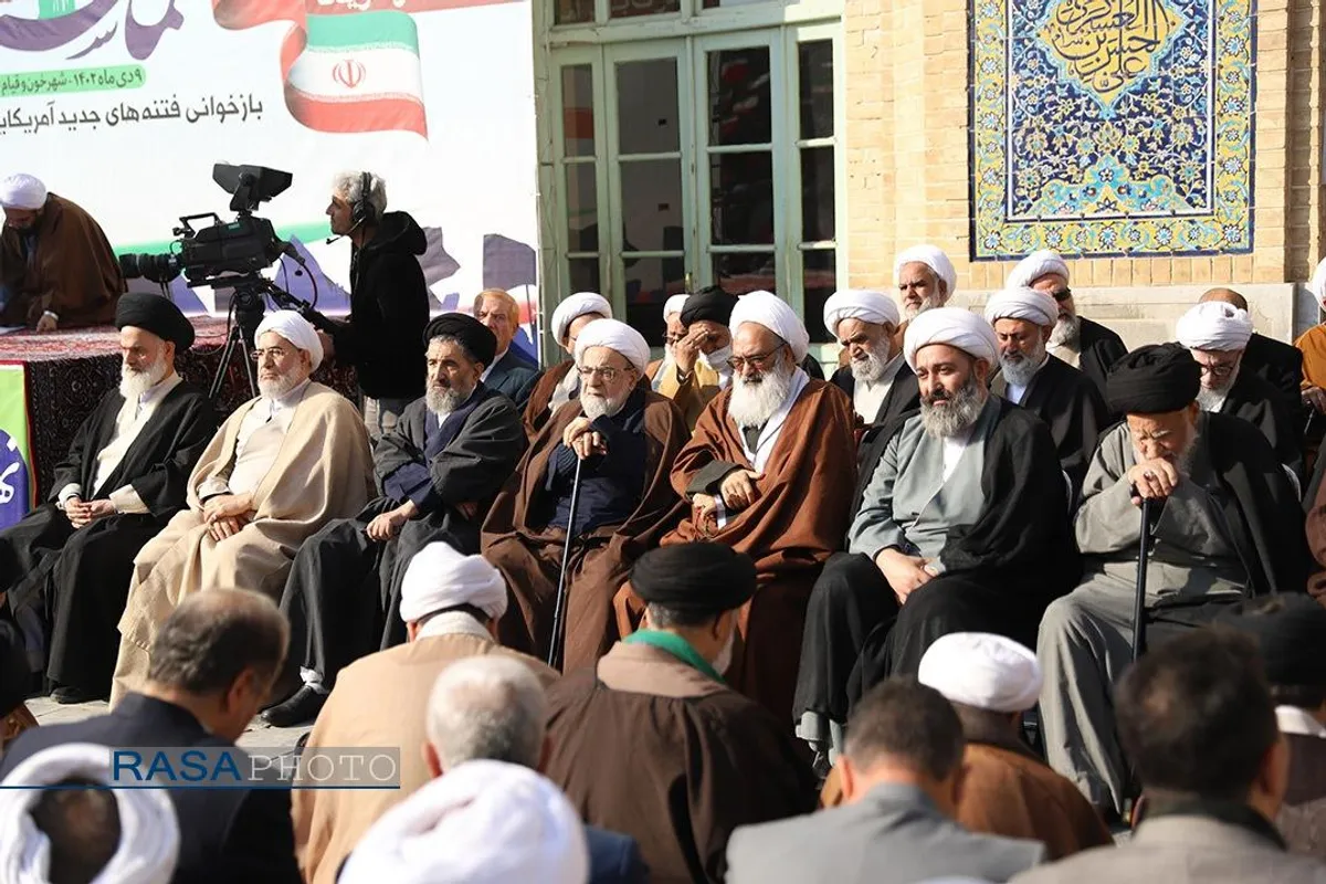 اجتماع باشکوه ۹ دی در قم