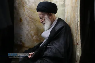 تشرف حضرت آیت الله شبیری زنجانی به حرم حضرت فاطمه معصومه (سلام&zwnj;الله&zwnj;علیها)
