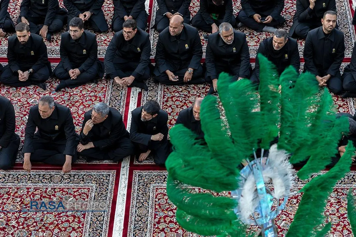 آیین تعویض پوش ضریح منور رضوی در آغاز ماه محرم