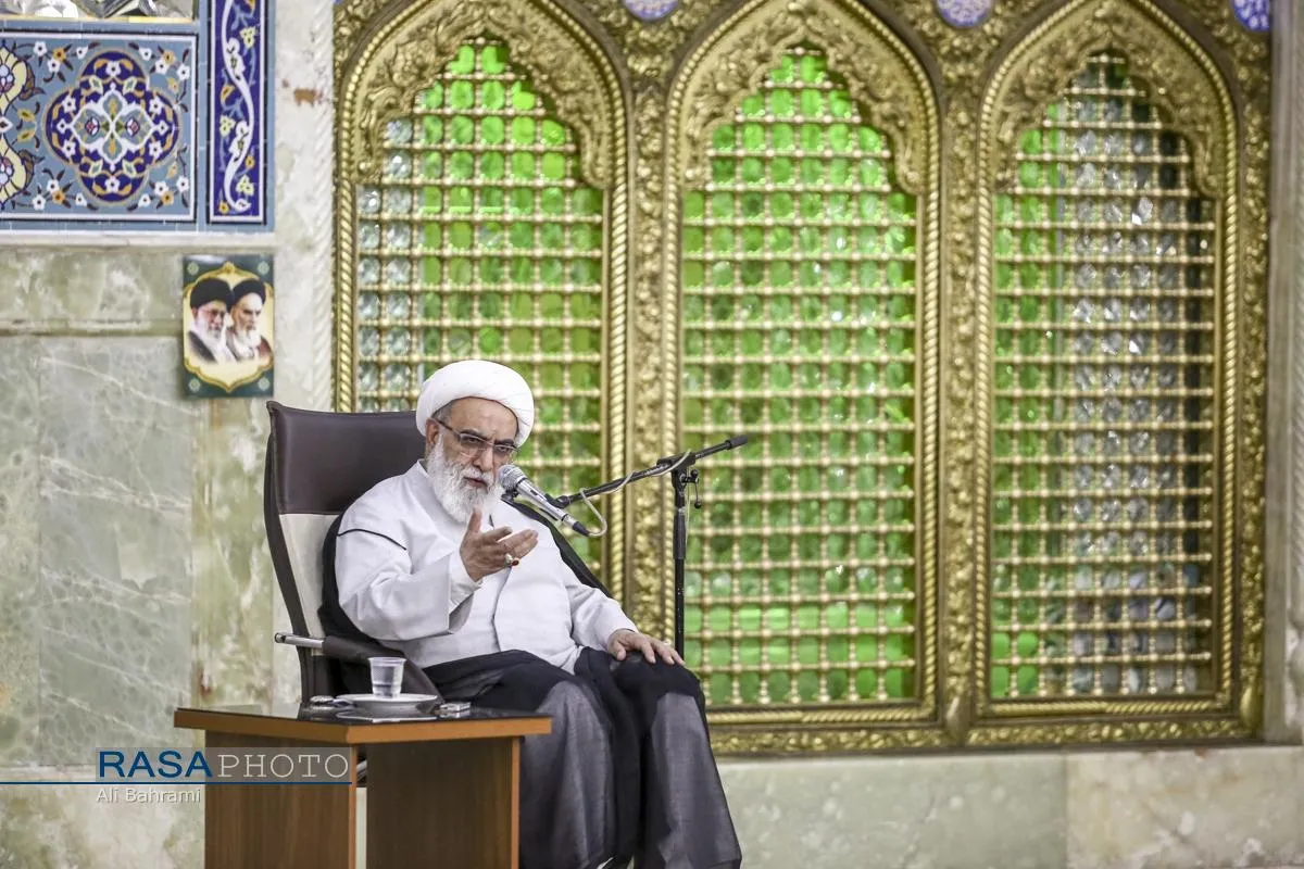 گردهمایی عزم و اخوت