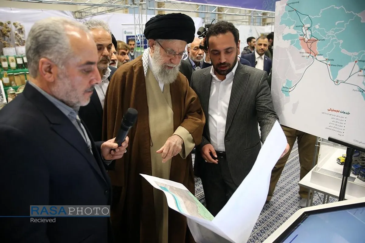 بازدید مقام معظم رهبری از نمایشگاه توانمندی&zwnj;های تولید داخلی