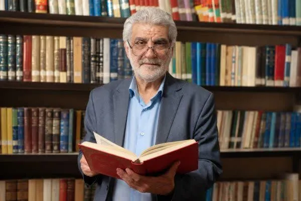 حکمت تکرار «إِيَّاكَ نَعْبُدُ» در نماز منسوب به حضرت ولی‌ عصر