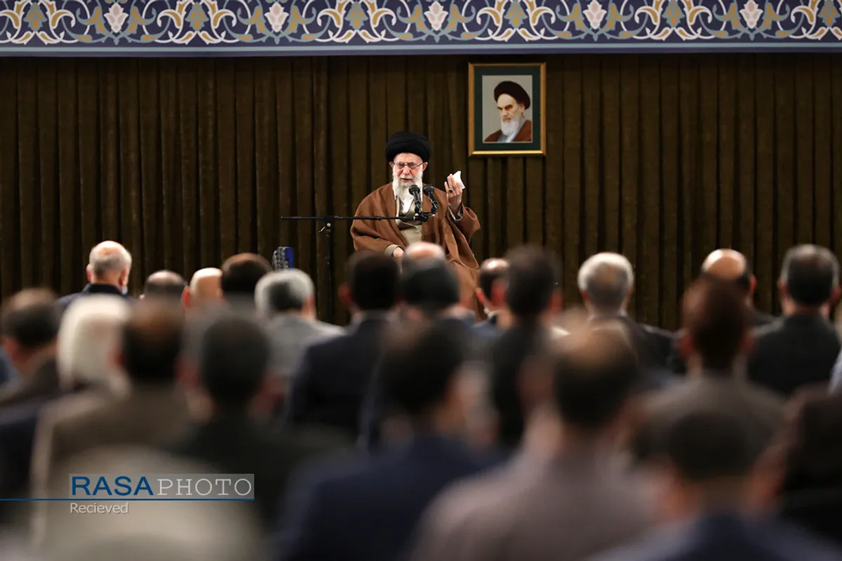دیدار جمعی از معلمان با مقام معظم رهبری