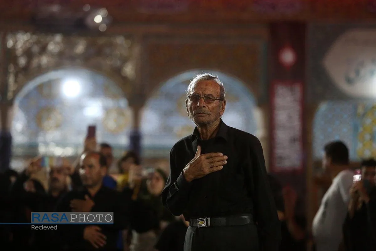 عزاداری شب شهادت امام رئوف (ع) در حرم کریمه اهلبیت (ع)