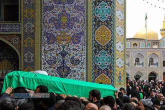 تشییع پیکر آیت&zwnj;الله امامی کاشانی در حرم مطهر رضوی