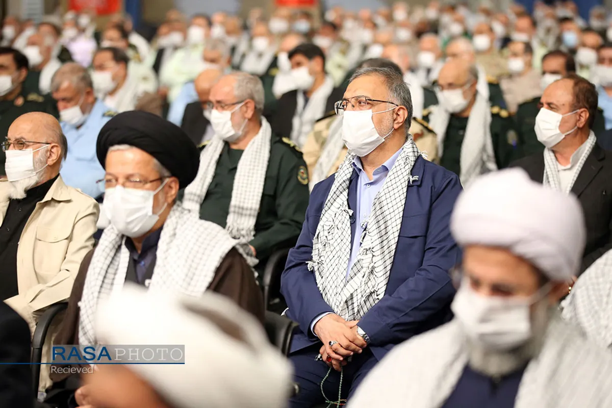 دیدار جمعی از پیشکسوتان و فرماندهان دفاع مقدس با فرمانده کل قوا
