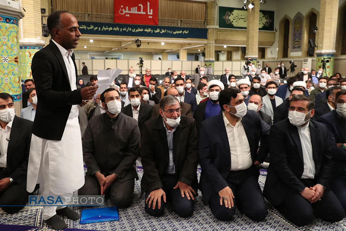دیدار شاعران و اساتید ادبیات فارسی با رهبر معظم انقلاب