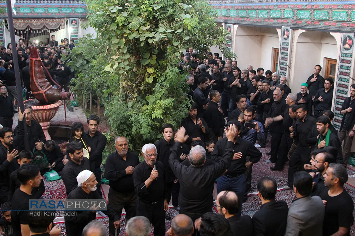 مراسم عزاداری سنتی حسن حسین (ع) در حسینیه گود بیرجند&lrm;