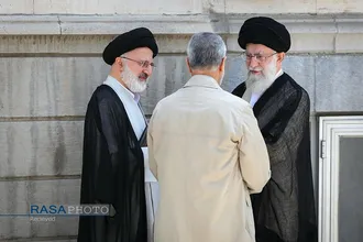 مجموعه&zwnj;ای از عکس&zwnj;های سردار شهید حاج قاسم سلیمانی در کنار رهبر معظم انقلاب