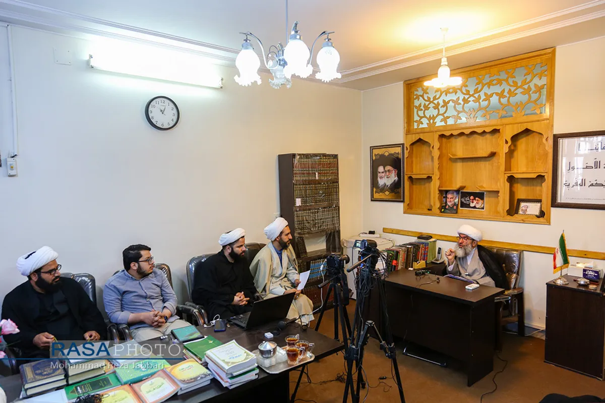 نشست علمی"مبانی فقهی حکم اعدام سلمان رشدی (با رویکرد پاسخ به شبهات)"