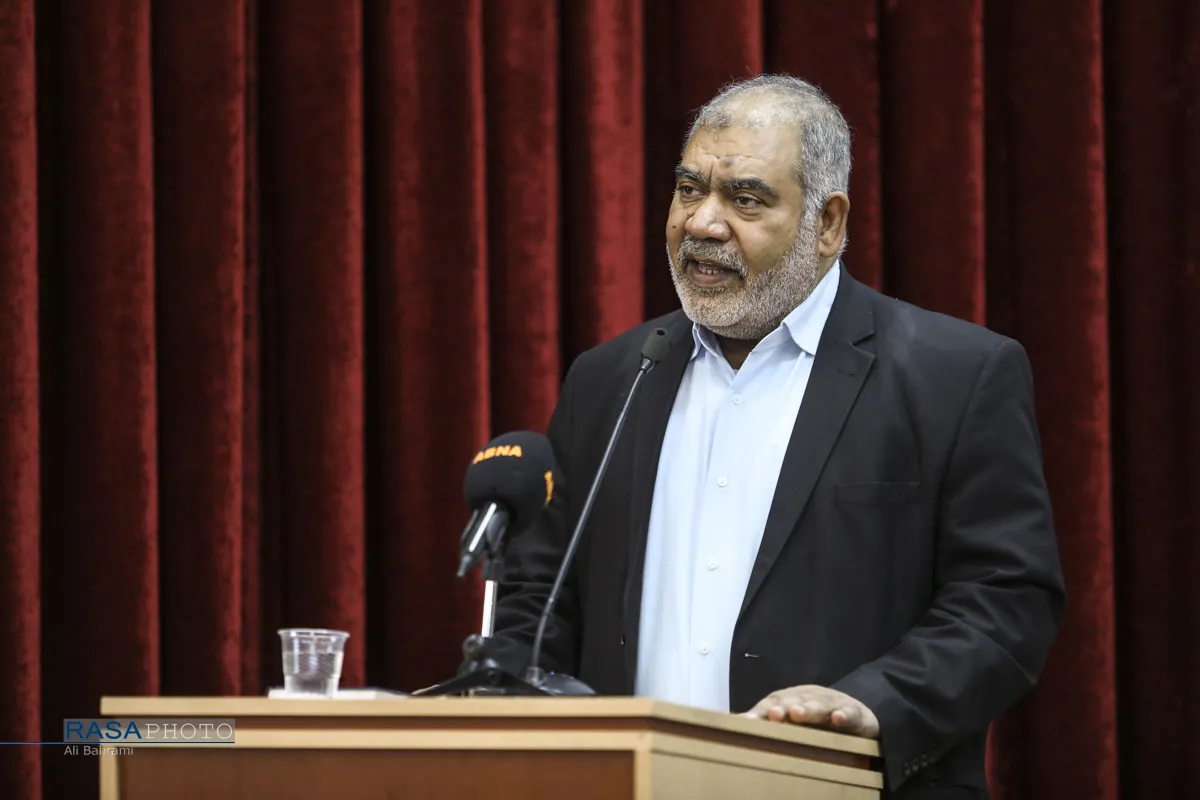 آیین رونمایی از کتاب &laquo;فقیهی از کربلا&raquo;
