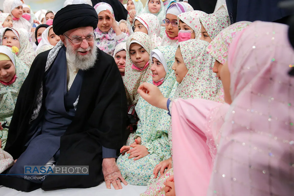 مراسم جشن تکلیف دختران دانش&zwnj;آموز با حضور مقام معظم رهبری