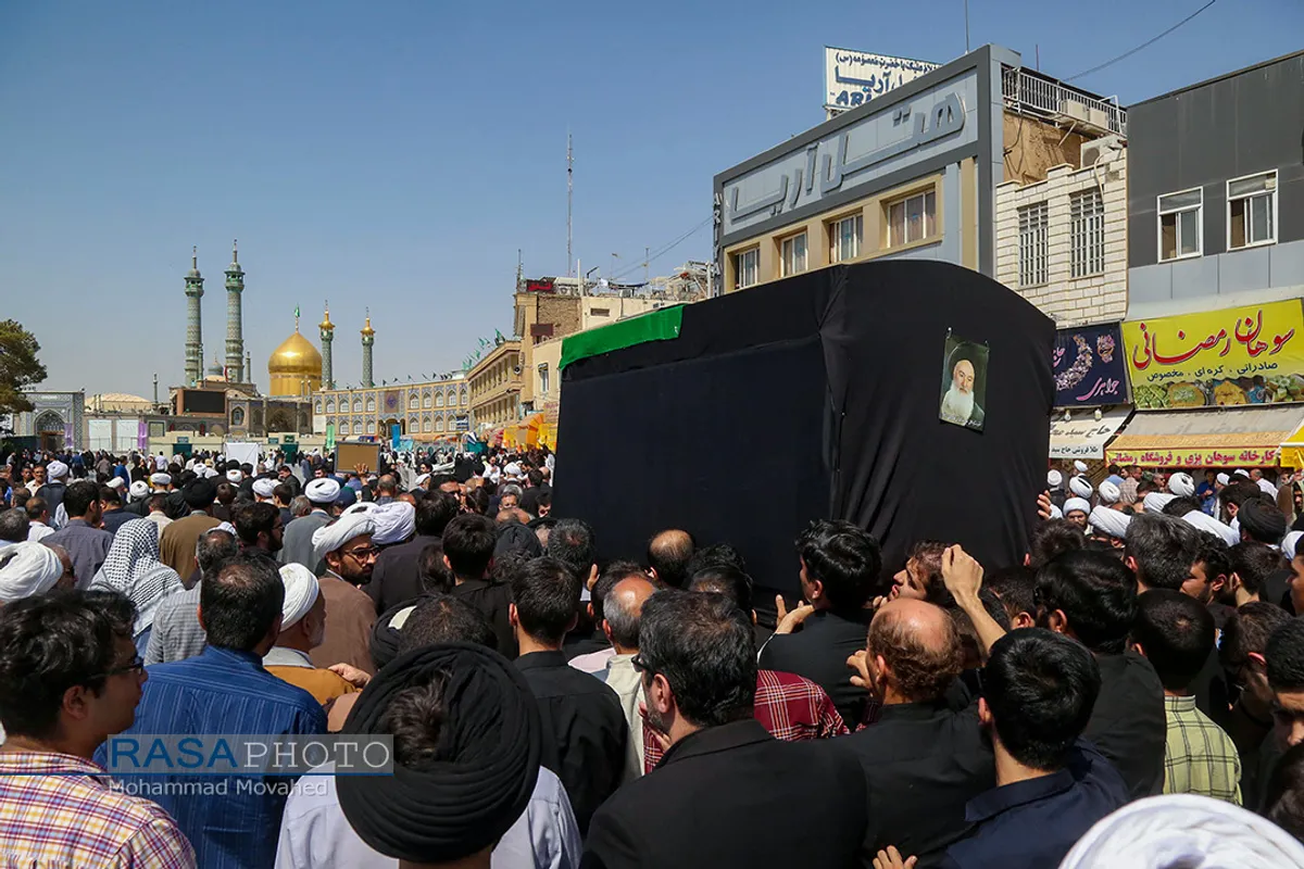 تشییع پیکر آیت الله سید محمد حسینی شاهرودی در قم