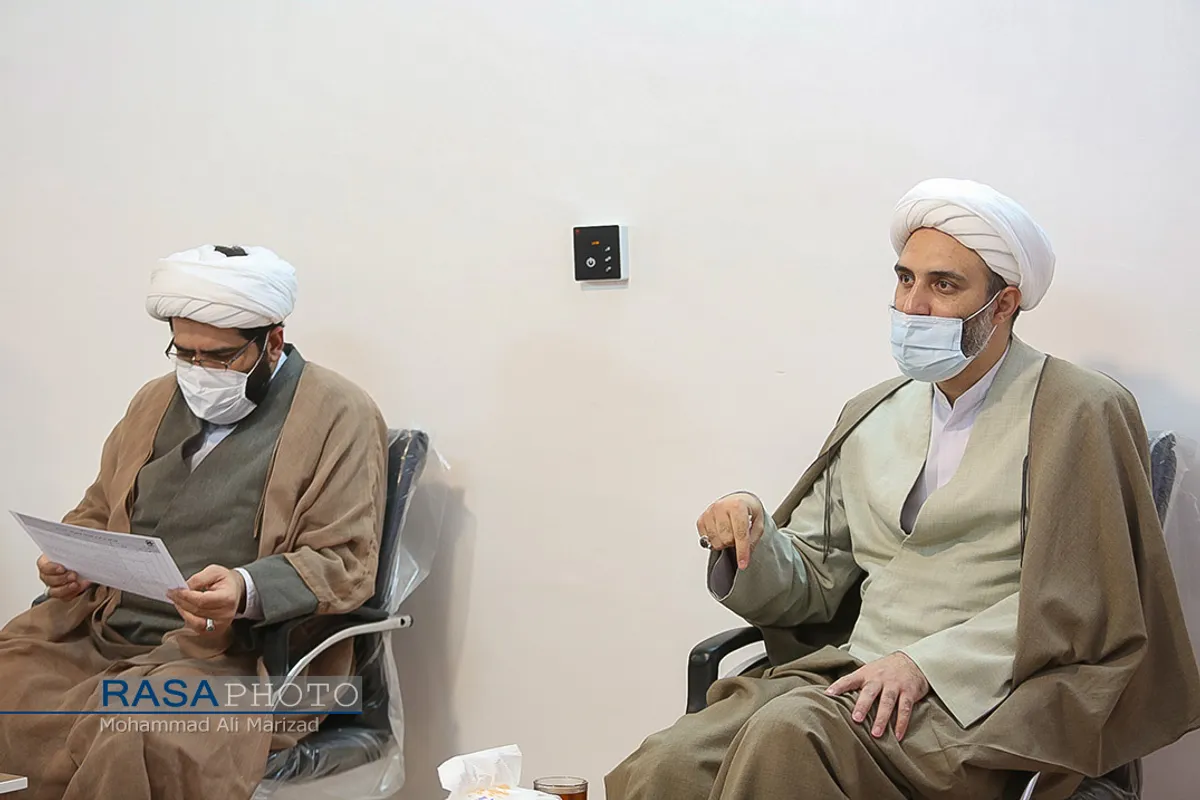 رونمایی از سایت و مجله علمی مدرسه فقهی شمس الشموس (ع)