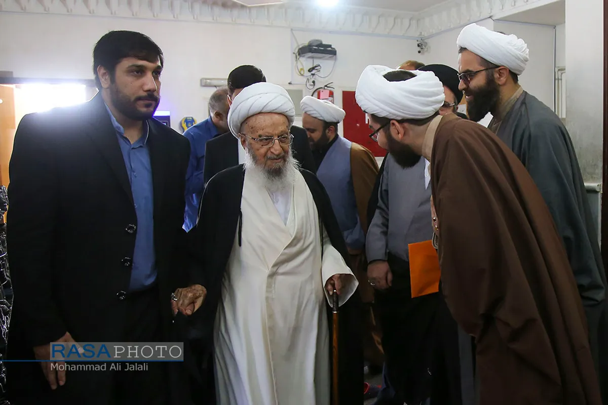 مراسم افتتاحیه مجمع فعالان نقد وهابیت با حضور حضرت آیت الله مکارم شیرازی