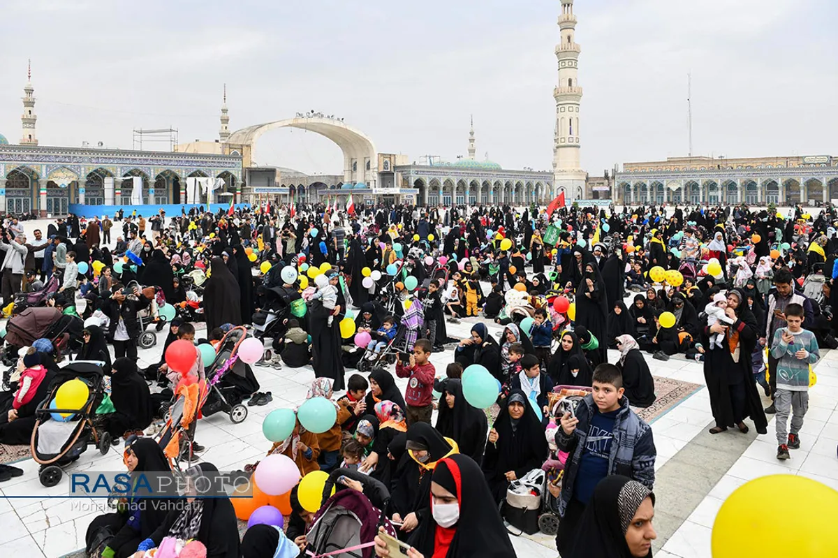راهپیمایی کالسکه ای پدر و مادرها با عنوان "امید آینده"