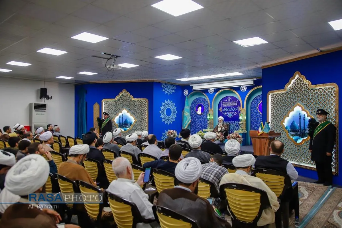 تجدید عهد طلاب حوزه علمیه قم با حضرت بقیة&zwnj;الله الاعظم (عجل&zwnj;الله&zwnj;تعالی&zwnj;فرجه)
