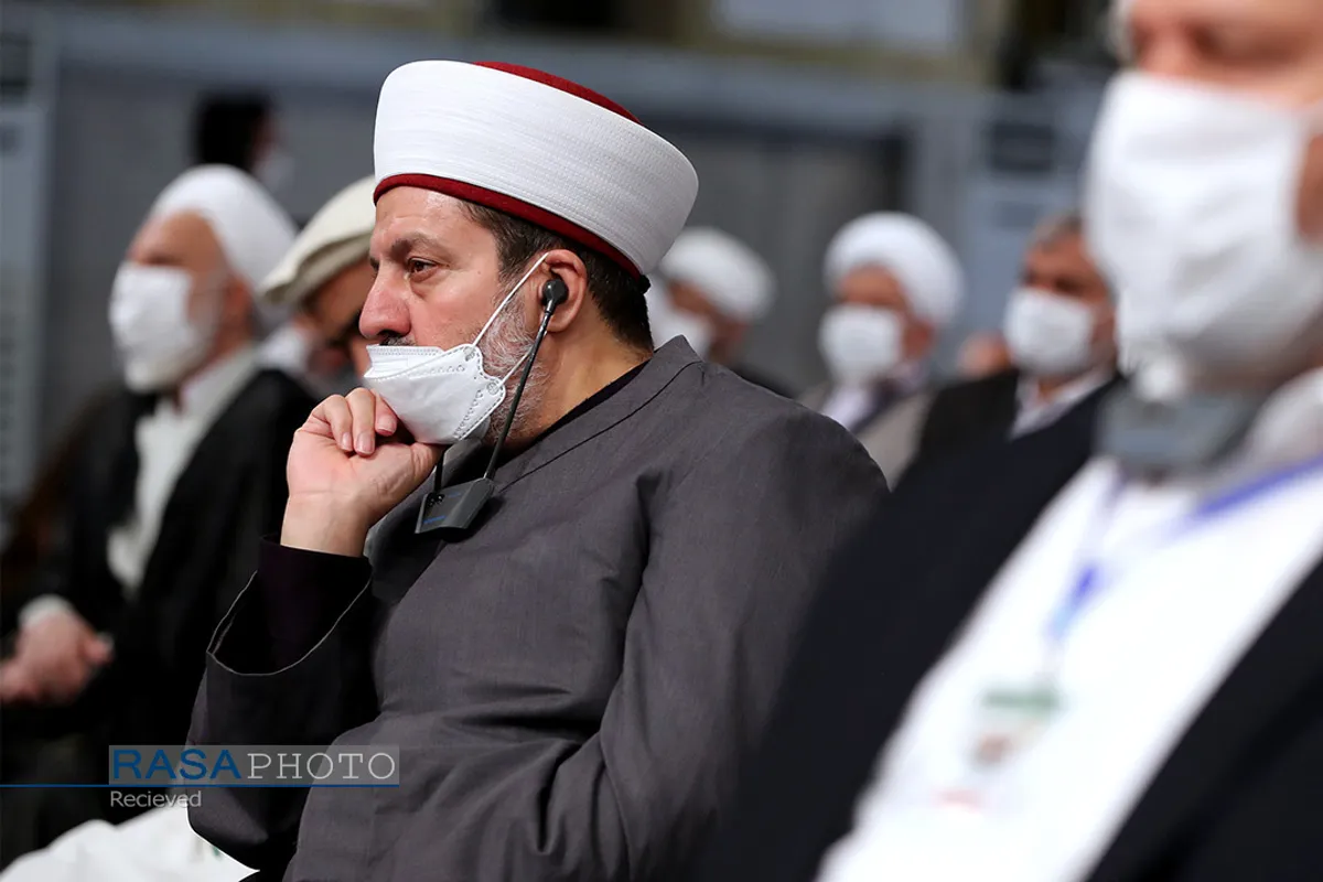 دیدار میهمانان کنفرانس وحدت اسلامى&zwnj; و جمعی از مسئولان نظام با رهبر انقلاب