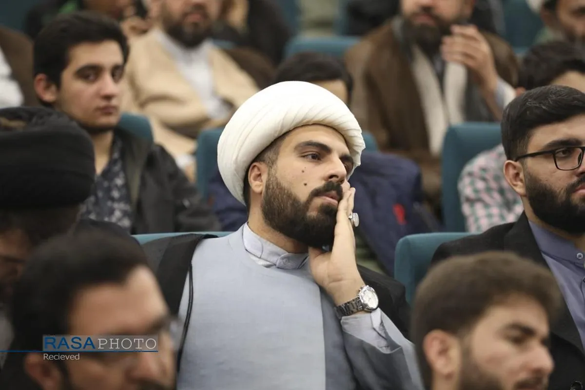 گردهمایی اساتید، طلاب و مبلغین حوزه علمیه منطقه کاشان