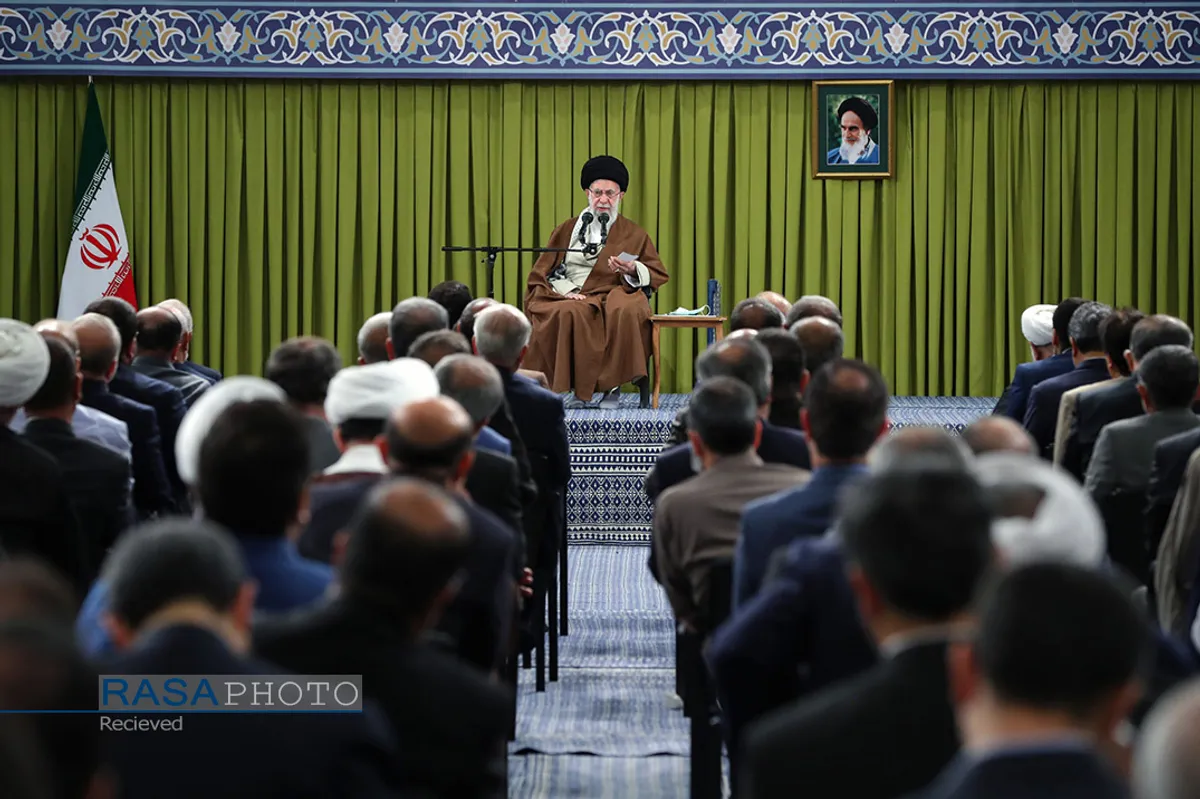 دیدار نمایندگان مجلس شورای اسلامی با مقام معظم رهبری