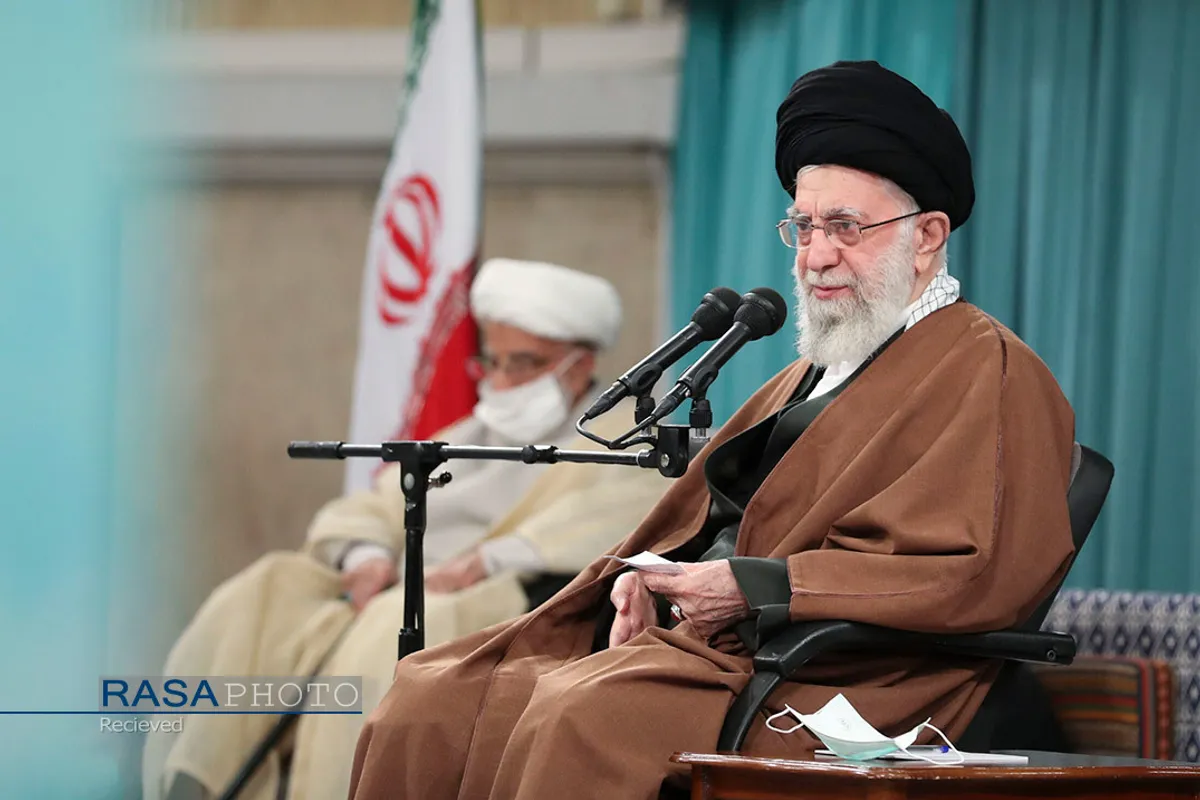 دیدار مسئولان نظام و سفرای کشور&zwnj;های اسلامی با مقام معظم رهبری